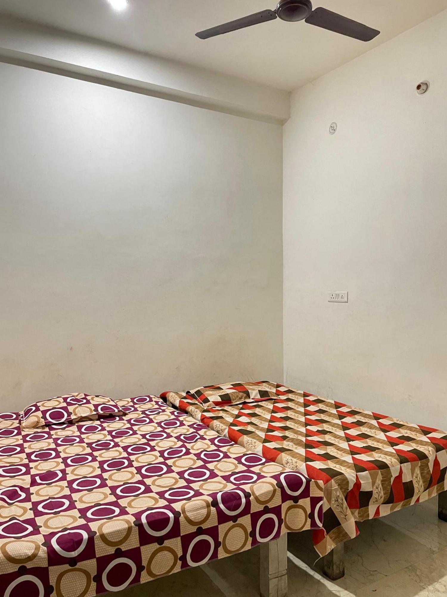 Om Sai Guest House バラナシ エクステリア 写真